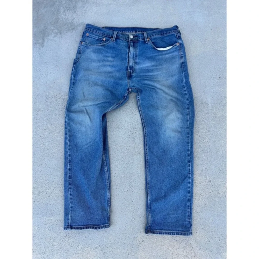 Levi's 505 Jeans Mens 38x30 Blue Straight Leg Classic Fit Medium Wash Denim‎